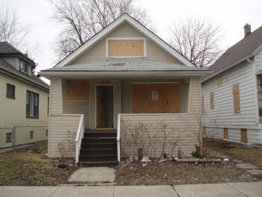 10521 S Perry Ave., Chicago, IL 60628