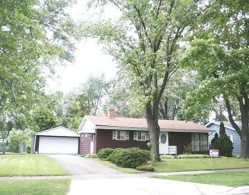 1817 Plum St., Aurora, IL 60506
