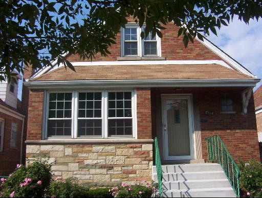 5714 S Narragansett Ave., Chicago, IL 60638