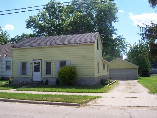 155 S Main, Seneca, IL 61360