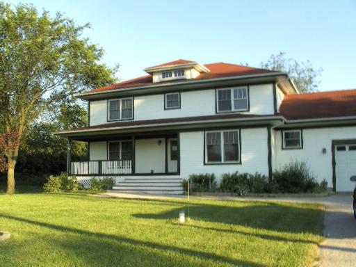 25511 W Ivanhoe Rd., Wauconda, IL 60084