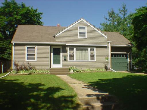 1703 Macarthur Dr., Rockford, IL 61108