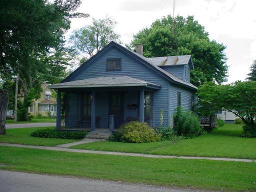 228 W Lee St., Plano, IL 60545