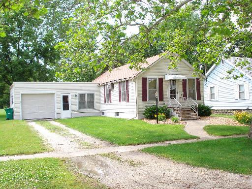 80 S Dewitt Pl., Coal City, IL 60416