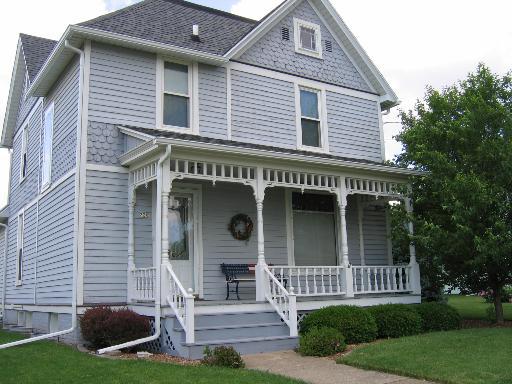 220 Silver St., Bradford, IL 61421