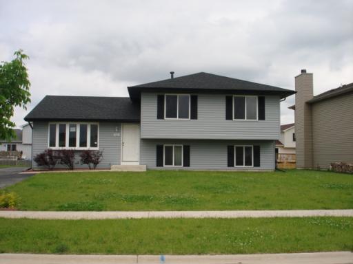 7013 Cornwall Dr., Joliet, IL 60431