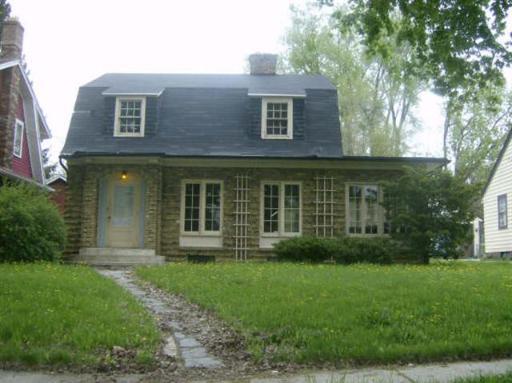 1911 Elm St., Rockford, IL 61102