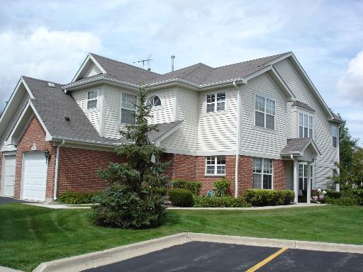 325 Sheffield Dr., Schaumburg, IL 60194