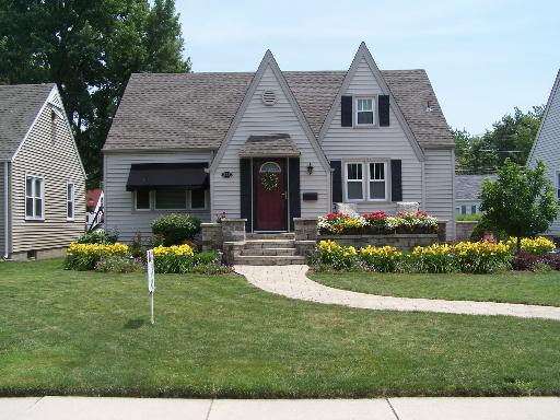 582 S Small Ave., Kankakee, IL 60901