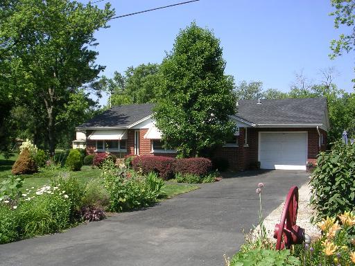 11S446 Hill Rd., Lemont, IL 60439