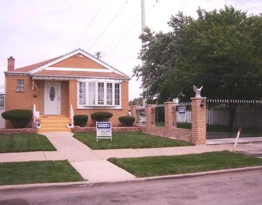 [Address Hidden by Seller], Chicago, IL 60652