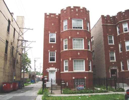 7842 S Essex Ave., Chicago, IL 60649