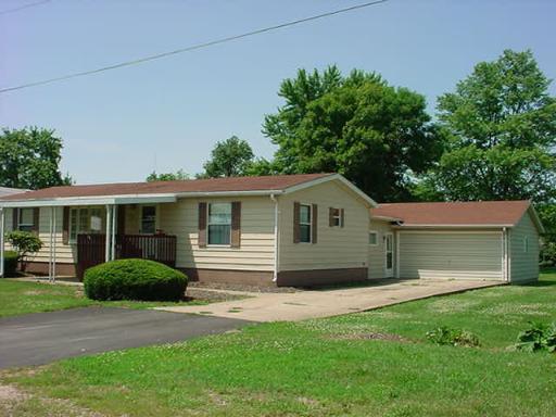 136 N Washington St., Sheffield, IL 61361