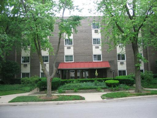 10015 N Beverly Dr. #408, Skokie, IL 60076
