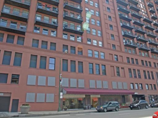 165 N Canal St. #1517, Chicago, IL 60606