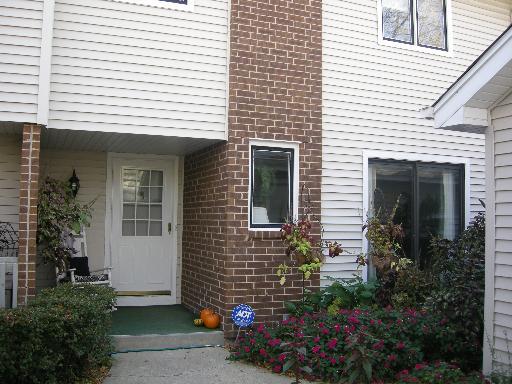 5S027 Pebble Beach Ct. #027, Naperville, IL 60563