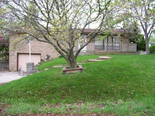 3886 E Lakeview Dr., Kankakee, IL 60901