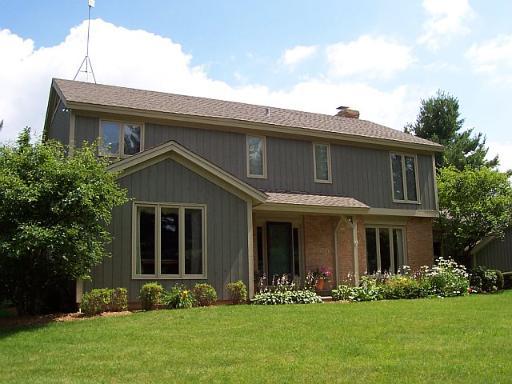 6310 N Wyndwood Dr., Crystal Lake, IL 60014