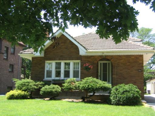 24 Drexel Ave., La Grange, IL 60525
