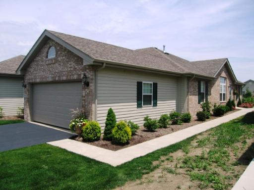 921 Keenan Ct., Beecher, IL 60401