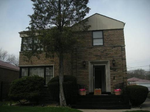 10048 S Paxton Ave., Chicago, IL 60617