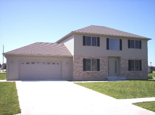 127 Oakwood Ave., Oglesby, IL 61348