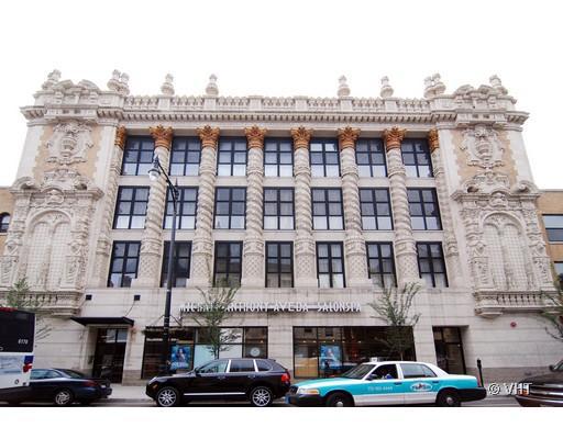 1635 W Belmont Ave. #210, Chicago, IL 60657