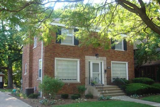 9030 S Oakley Ave., Chicago, IL 60643