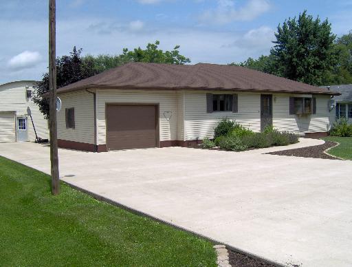 813 2803rd Rd., Utica, IL 61373