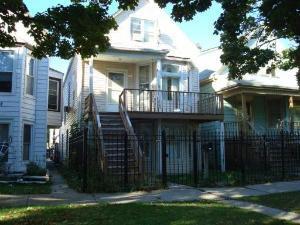 3320 W Warner Ave., Chicago, IL 60618