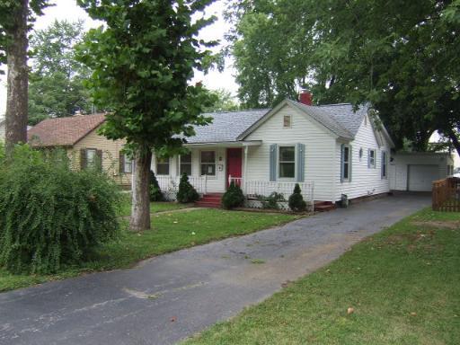 7 Johnson St., East Dundee, IL 60118