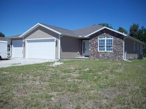 604 Cassidy Ct., Utica, IL 61373