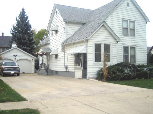 379-81 Marion Ave., Aurora, IL 60505