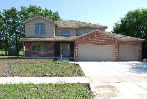 7341 W Braemer, Frankfort, IL 60423