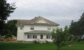 1591 Midway Rd., Ashton, IL 61006