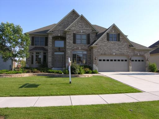 3615 Hector Ln., Naperville, IL 60564
