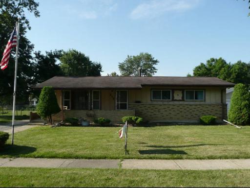 412 Spruce St., North Aurora, IL 60542