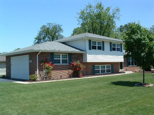 15049 S Kilbourn Ave., Midlothian, IL 60445