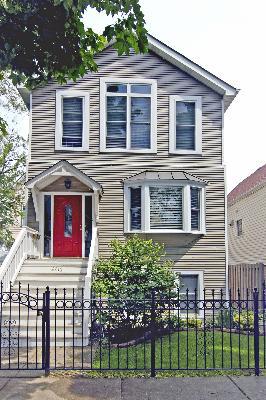 2216 W Melrose St., Chicago, IL 60618