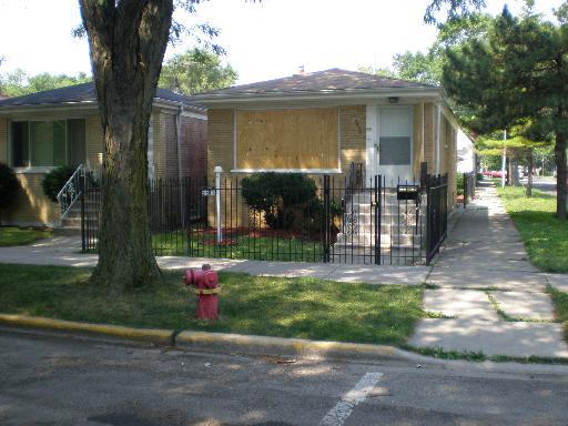 6800 S Bell Ave., Chicago, IL 60629