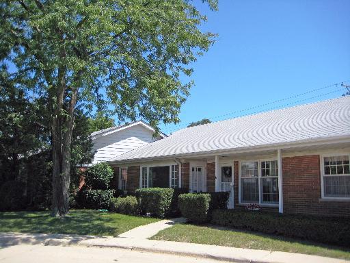 1517 Plymouth Pl., Glenview, IL 60025