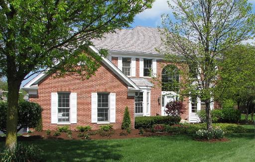 18010 W Pond Ridge Cir., Gurnee, IL 60031