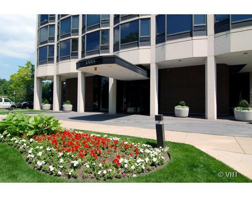1555 N Astor St. #7W, Chicago, IL 60610