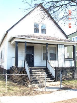 10555 S State St., Chicago, IL 60628