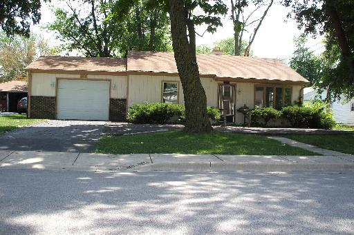 2102 Capri Ave., Joliet, IL 60436