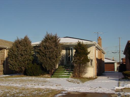 361 Manistee Ave., Calumet City, IL 60409