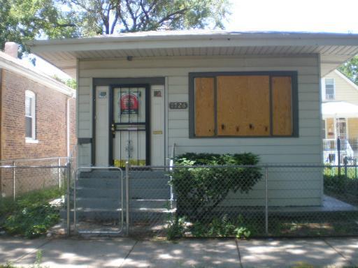 7726 S Champlain Ave., Chicago, IL 60619