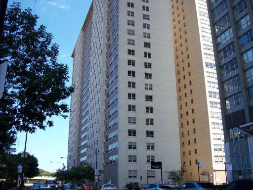 3950 N Lake Shore Dr. #630, Chicago, IL 60613