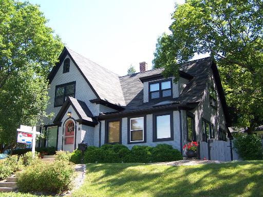 [Address Hidden by Seller], East Dundee, IL 60118