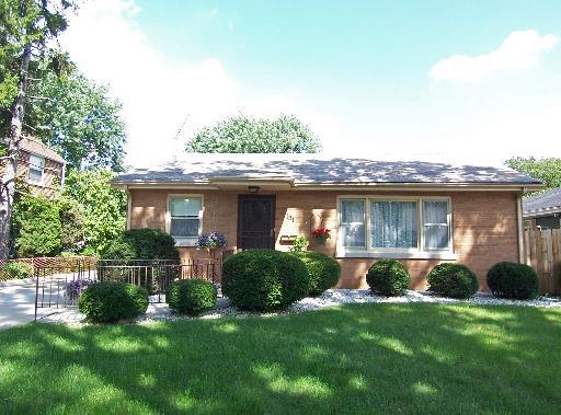 131 N Gilbert Ave., La Grange, IL 60525